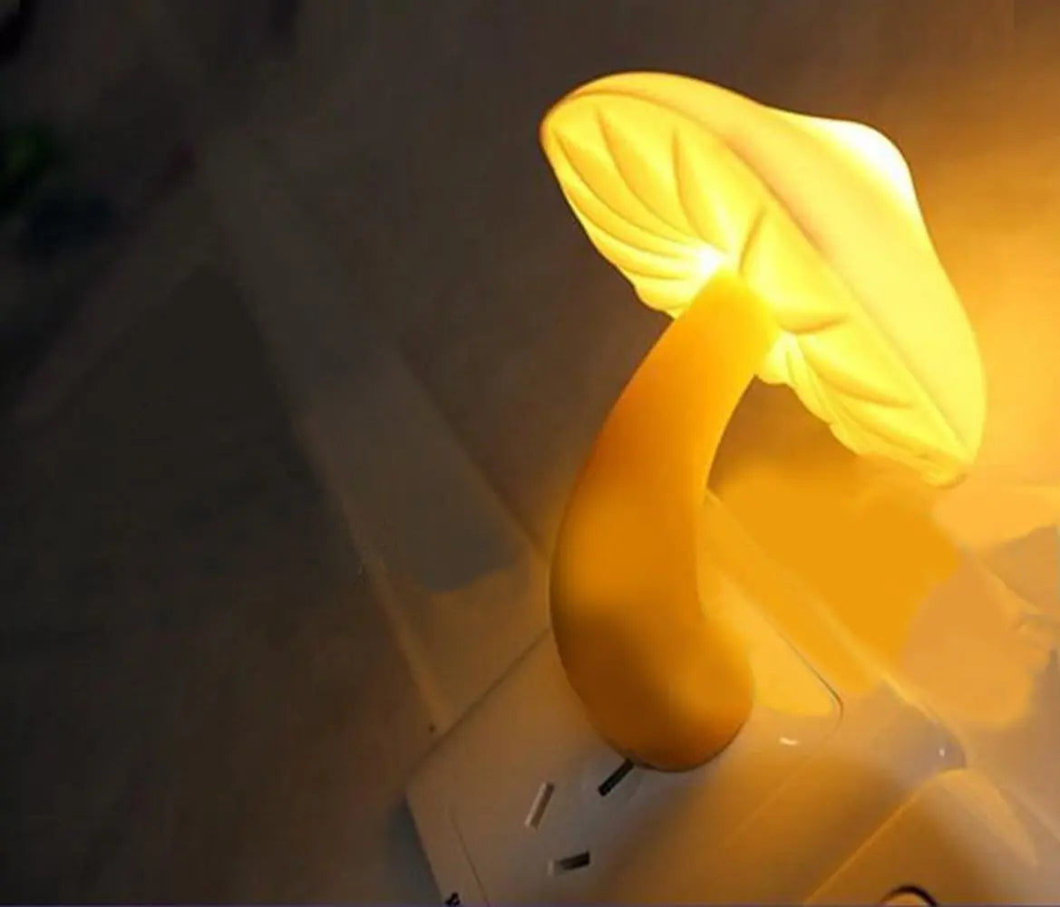 Lámpara de luz nocturna con forma de seta, 220V, Sensor de atardecer al amanecer, enchufe en cama LED, bonita luz nocturna con forma de seta, luces nocturnas para bebés para niños